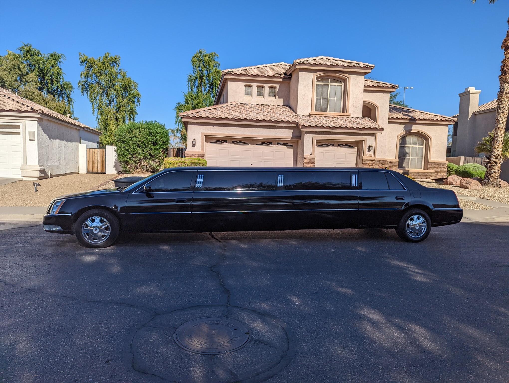Rare Black Cadillac DTS Limousine || 10 Passenger